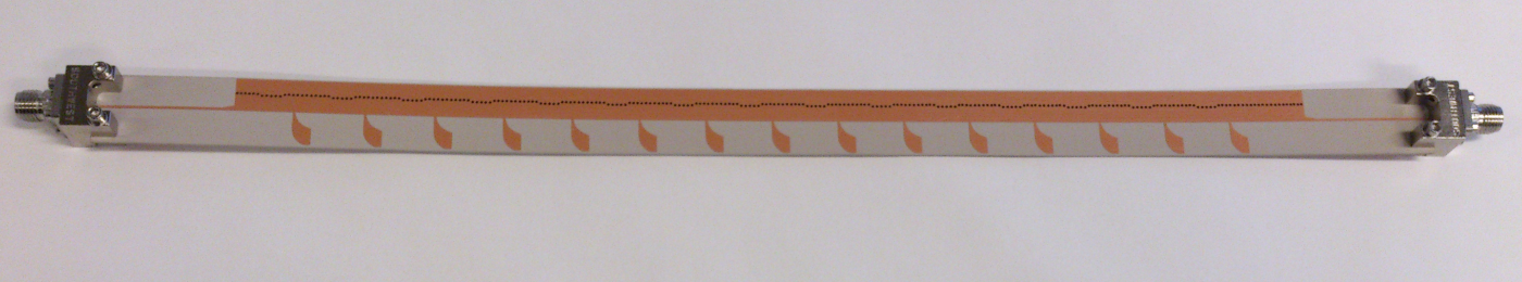 Fabricated 15-element non-inverting leaky-wave antenna, with its row of copper radiating elements